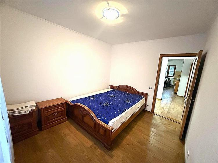 Apartament 3 camere conf  1 decomandat zona Dorobanti 1 - 3