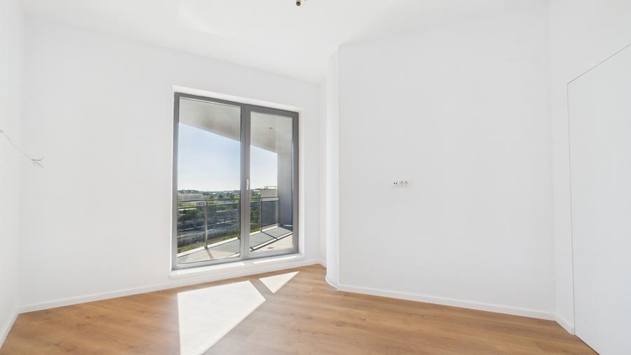 Apartament 3 Camere cu Vedere Panoramică | Metrou în Fața Blocului