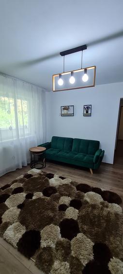 Inchiriez apartament 2 camere zona Piața Centrala
