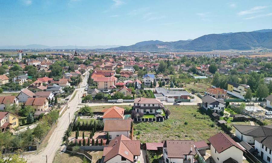 Teren intravilan - 9