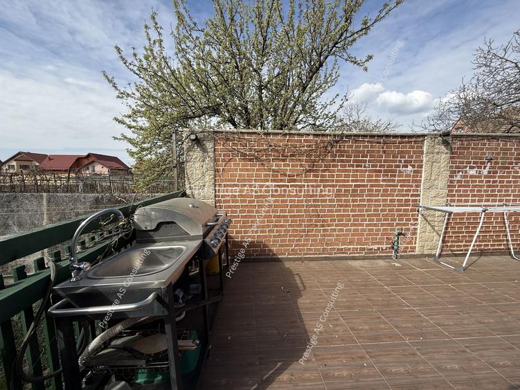 Vila individuala renovata complet | 6 camere | 500 mp teren | Str Jean Monnet - 22