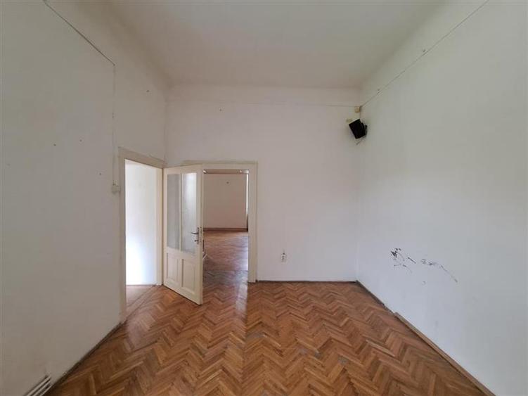 Spatiu comercial, 130 mp utili, situat in zona Centrala!