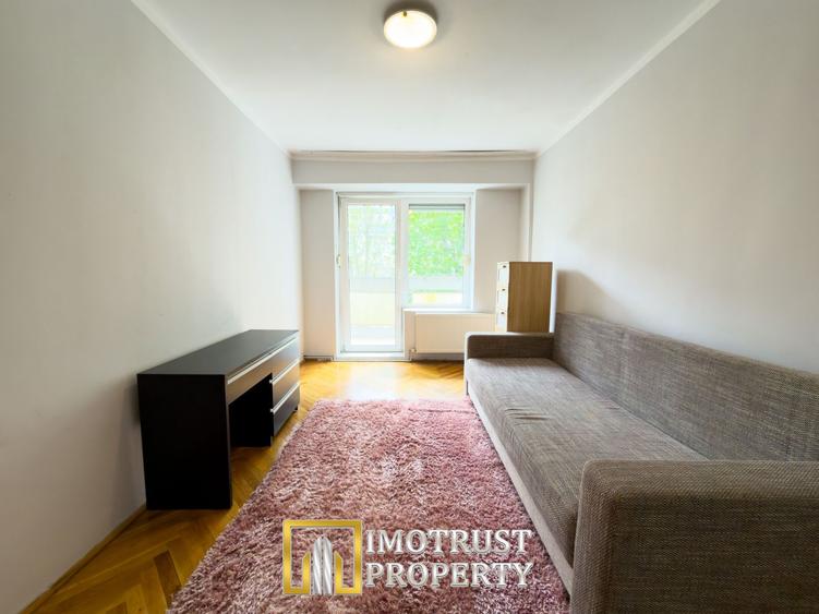 Apartament tip Samanta cu garaj de vânzare în zona Polivalentă