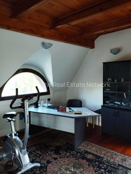 SUPER OCAZIE SE VINDE VILA DE LUX SI CASA DE OASPESTI IN BALOTESTI LA LAC 555000 - 41