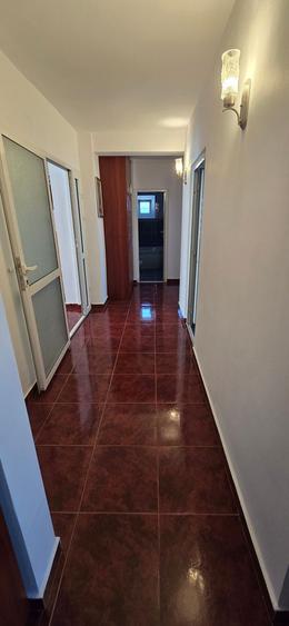 Vanzare apartament 4 camere , micro 3 Targoviste