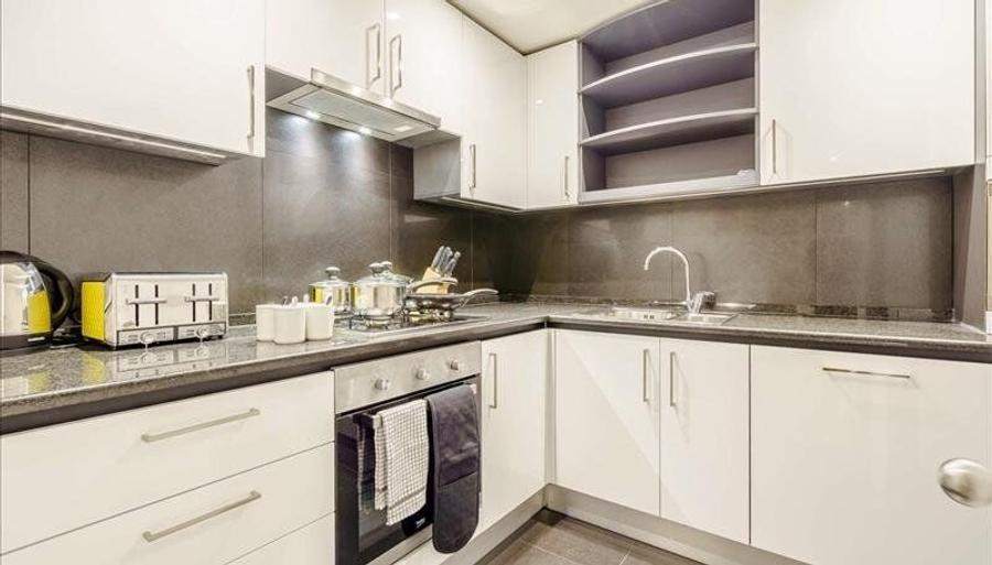 Neofort 50 Titan Apartament decomandat langa metrou cu terasa superba
