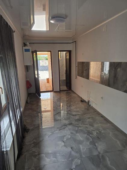 Casa Frumoasa Super Pret Renovata zona Piata Saraca -Scoala 18