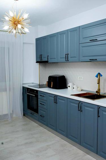 2 camere Eremia , RENOVAT / mobilat / utilat , finisaje superioare !