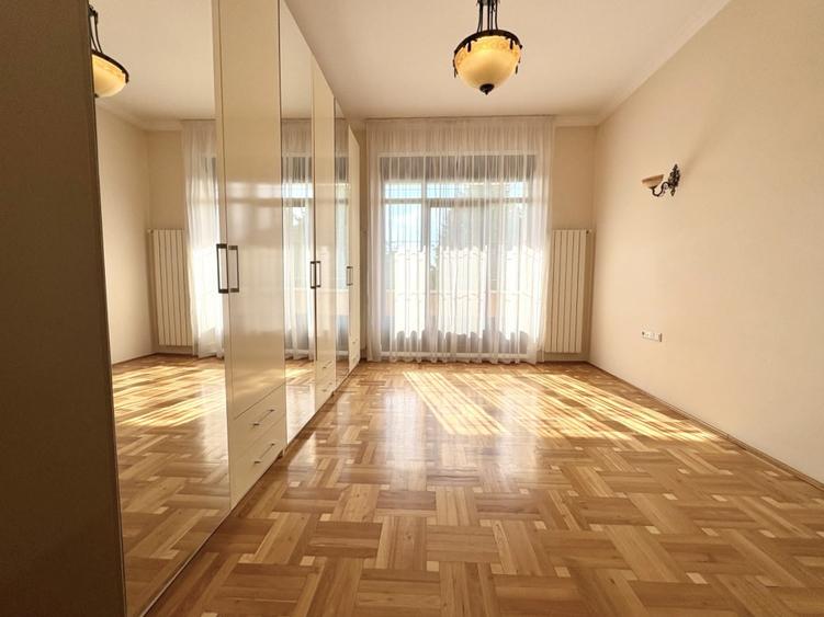 De închiriat Vila Elegantă 8 camere -Pipera Iancu Nicolae