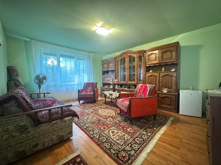 Casa individuala cu 1200 teren si garaj separat - Marasti