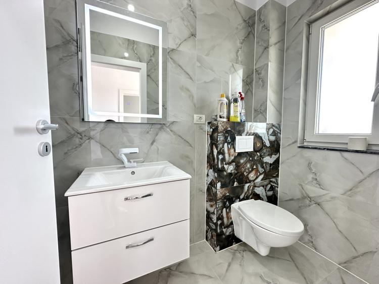 Duplex spatios, 5 camere, 142 mp utili, 336 mp teren - Giarmata