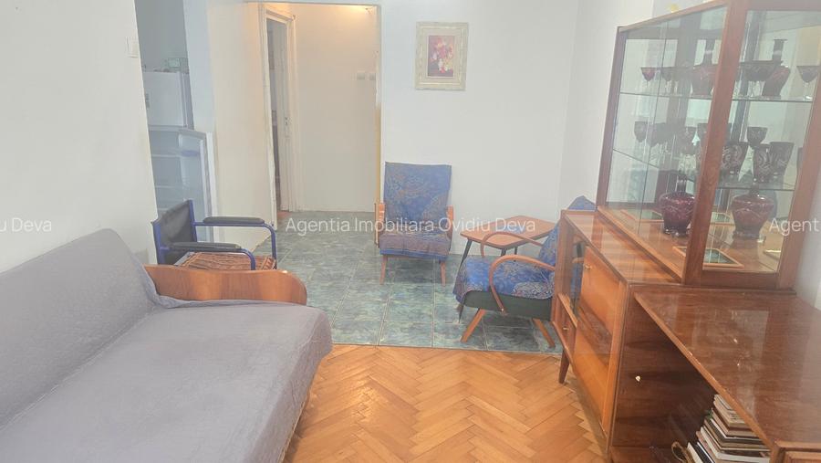 Vand  apartament de 3 camere decomandat in Deva, parter,  str. Bejan, - 2