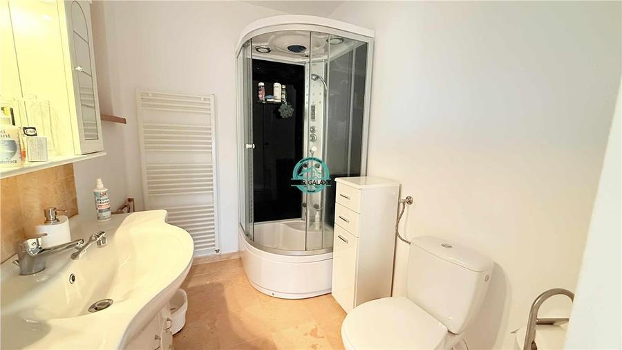 Casa de vanzare cu 4 camere, 4 bai, teren 1540mp - Sangeorgiu de Mures