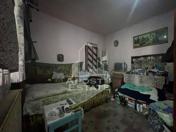 Casa cu 4 camere si teren de 2698 mp in zona Freidorf