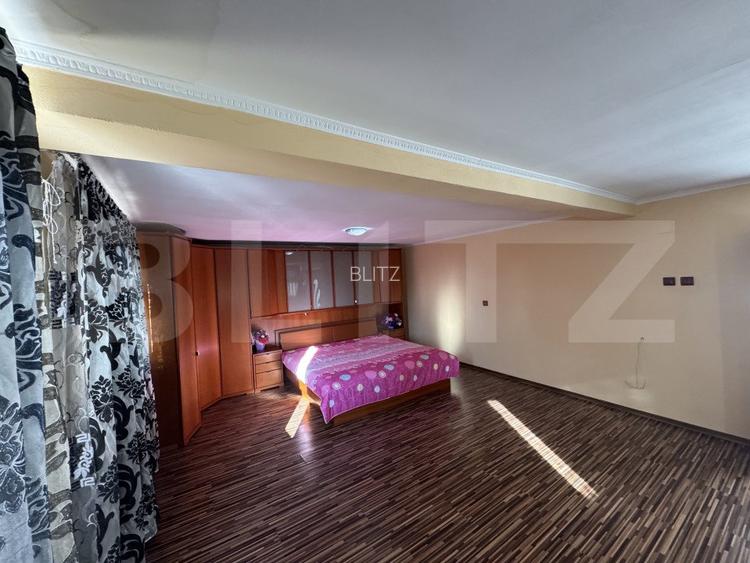 Casa cu 9 incaperi, P+1 283.69 mp, cartier Romanesti - 7