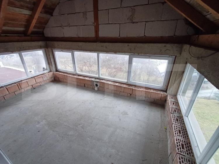 Casa cu 6 camere, 420 mp + 10 arii teren,