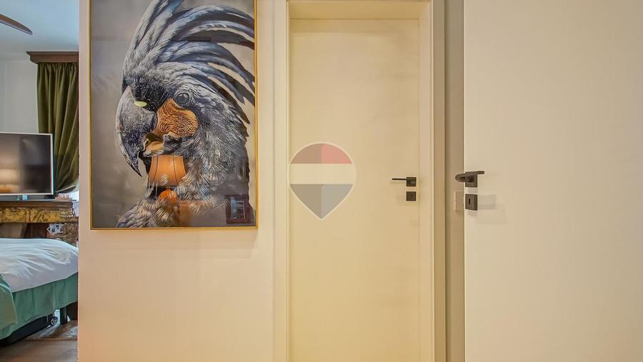 Apartament Unic, cu Priveliste Superba și Design Exotic – Str. Bobâlna