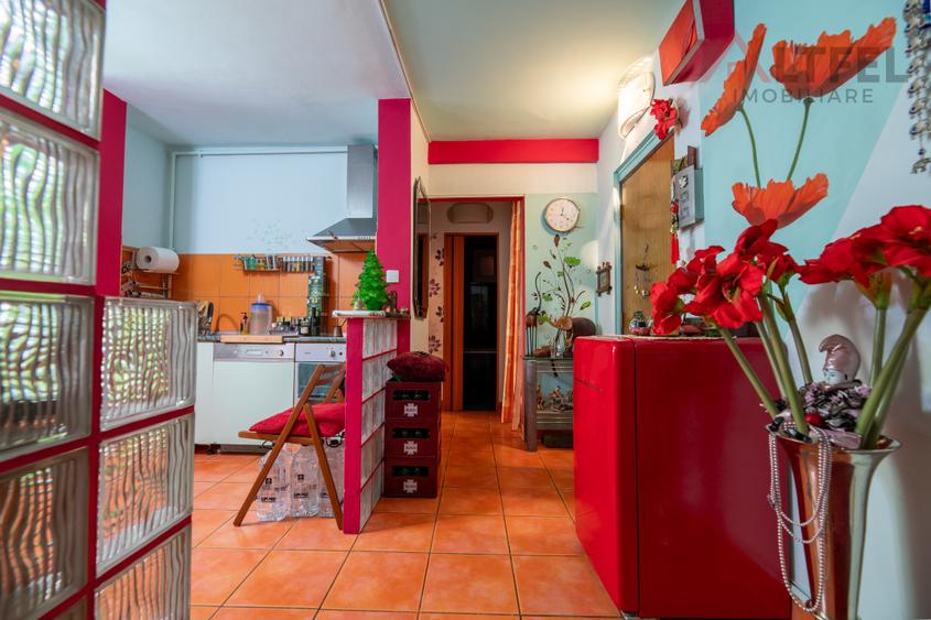 Apartament 2 camere decomandate 52 mp si pivnita in Valea Aurie