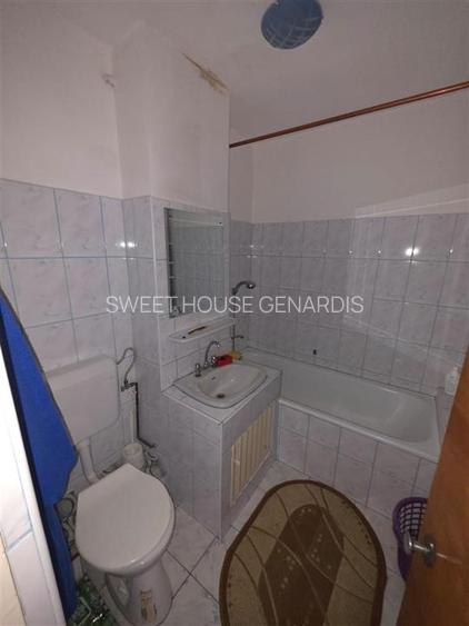 Apartament cu doua  camere zona Combinat - 5