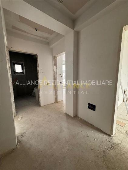 Vila cu 5 camere - 4 bai | 180 MPU - Teren 190 MP - 8
