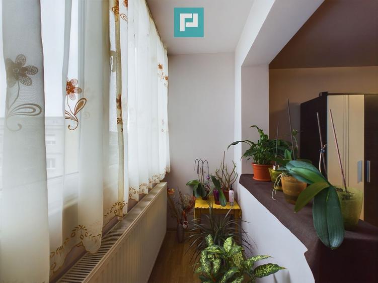 Apartament 3 Camere în Vlaicu, la Z-uri