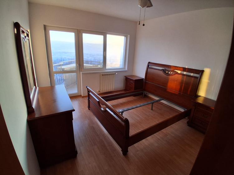 Apartament cu 2 camere decomandat Cartier Dream Village Cod 161046