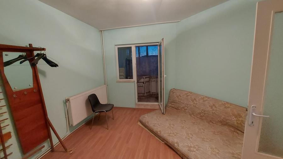 3 camere Nae Leonard, etaj 3, liber, 80000 Euro