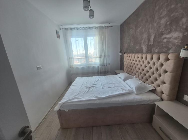 3 camere de inchiriat /Precista