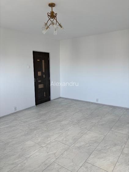Direct proprietar. Apartament 2 camere, decomandat, zona 13 Septembrie  - 4