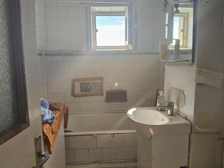 4 camere, 80 mp, etaj 2, Decomandat - Plantelor
