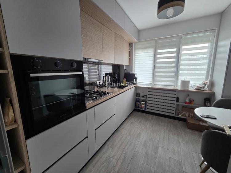 Apartament de vanzare, 3 camere, decomandat, 72 mp, Alexandru cel Bun - 8