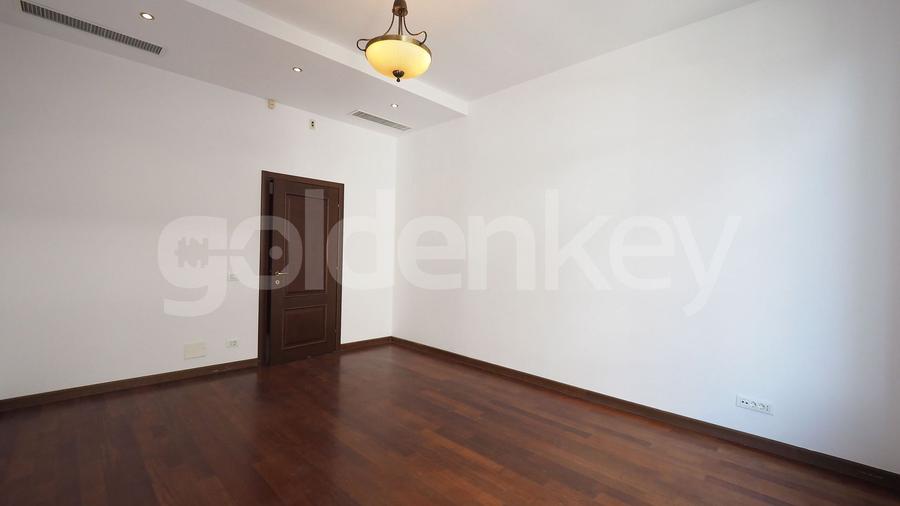 Apartament generos cu 4 camere | 32mp terase | 2 garaje