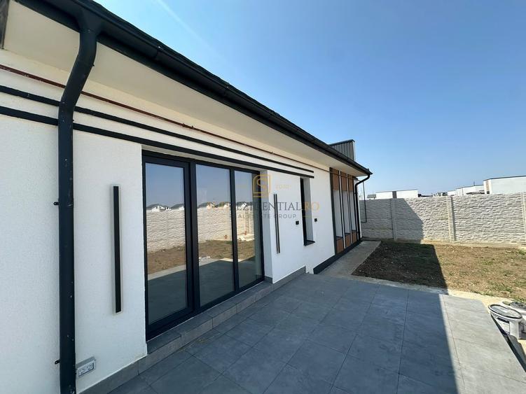 Casă individuală, 4 camere, teren 309 mp - Comuna Berceni