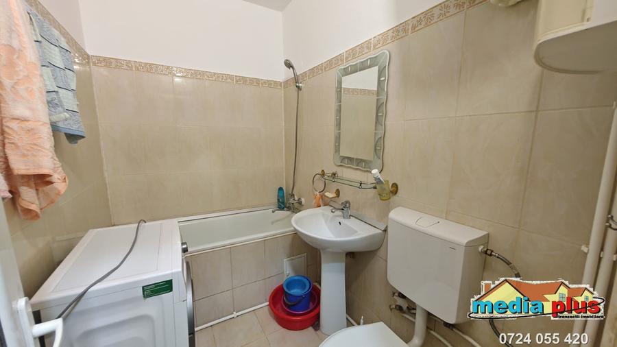 De vânzare apartament 3 camere – Țiglina I, etaj 2
