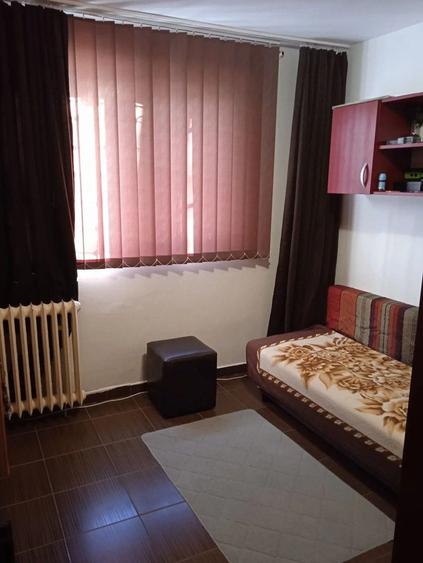 🔑 Vanzare apartament 3 camere - Zona Piața Titan