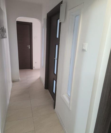 Apartament 3 camere | Favorit | Etaj 8/10 | Complet mobilat | 50m de metrou