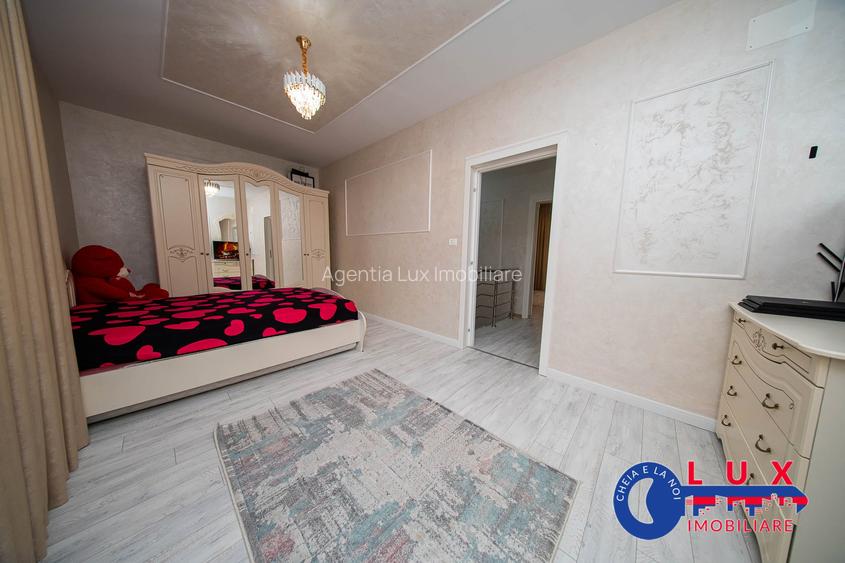 ID 6455 De vânzare: EXCLUSIVITATE-Vilă modernă P+E – Zona 9 Mai - 7