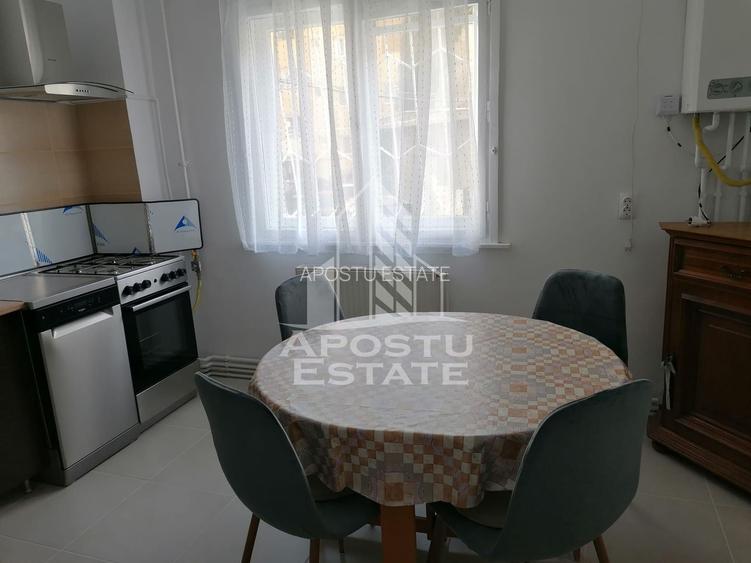 Apartament 2 camere de inchiriat, Centrala Proprie, Ultracentral