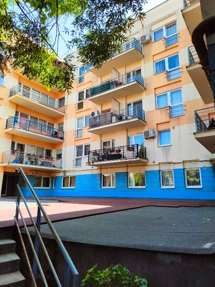 Vand apartament 40mp ideal investitie