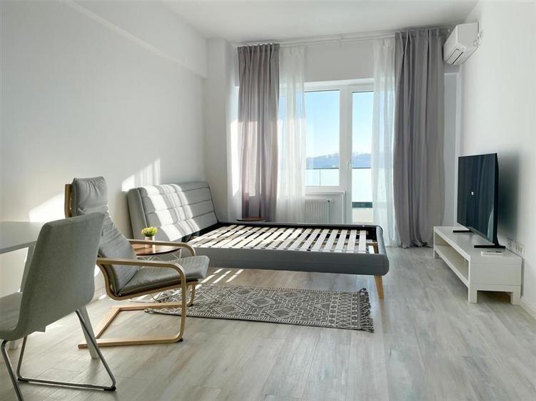 1 CAM , COMISION 50 % (225 EURO) ,CENTRU, PARCARE,UNIREA TOWERS