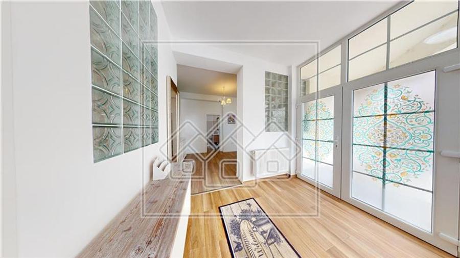 Apartament mobilat si utilat modern, cu 2 terase, zona C. Dumbravii