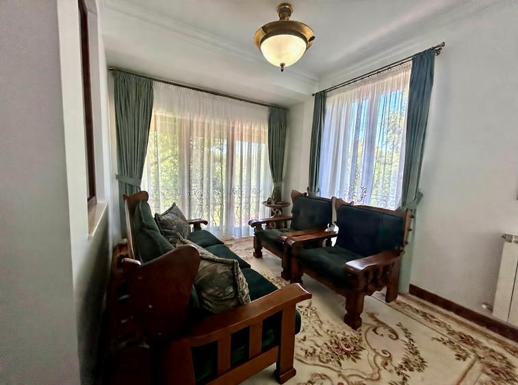 Vilă Exclusivistă pe seminivele D+P+1+M Bucium Releu 332mp, mobilată LUX