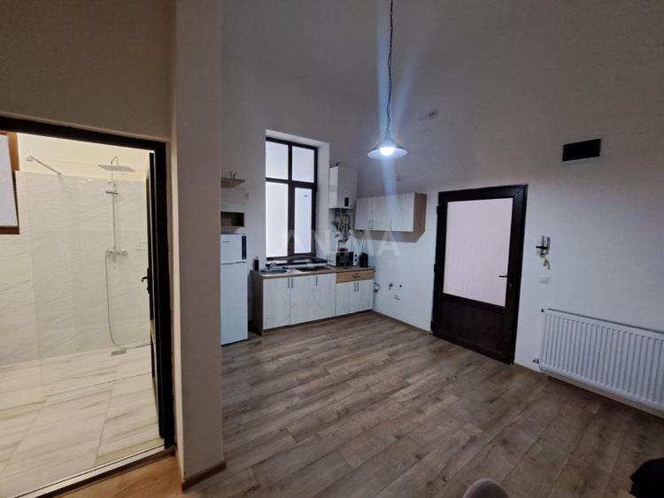 Apartament 2 camere ultracentral, parcare in curte
