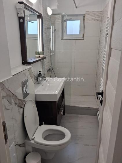 Închiriez apartament zona Ciresica, Constanța