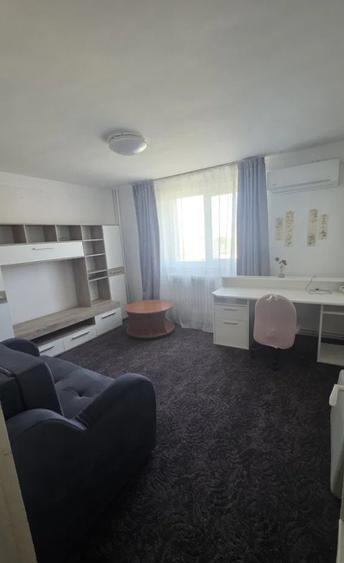 Apartament 2 camere decomandat –zona Hala Centrala Iasi