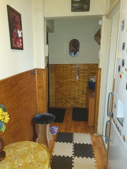 Apartament 2 camere de vanzare