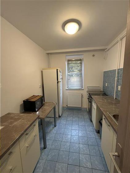 Apartament De Inchiriat 3 Camere, Semidecomandat, Zona Tomis 2