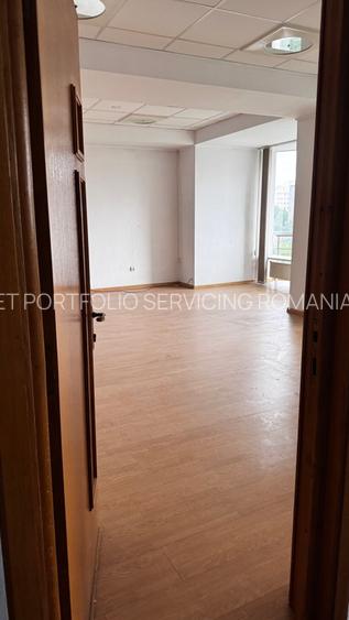 De vanzare CLADIRE CORPORATE – FOST SEDIU BANCAR - BRASOV - 9