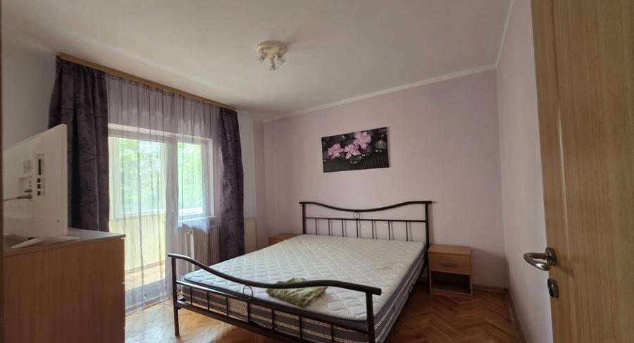 Apartament de inchiriat 3 camere, Lipovei, 80 mp, mobilat și utilat, Iulius Mall