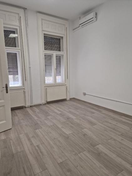 Birouri de inchiriat in Piata Unirii - PRIMA INCHIRIERE - renovat recent